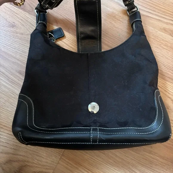 VINTAGE Coach 6823 Black Signature C Soho Shoulder Bag - Picture 6 of 10